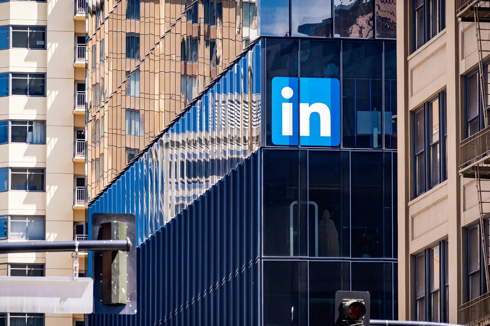 7 Things To Do When Using LinkedIn for a Career Change